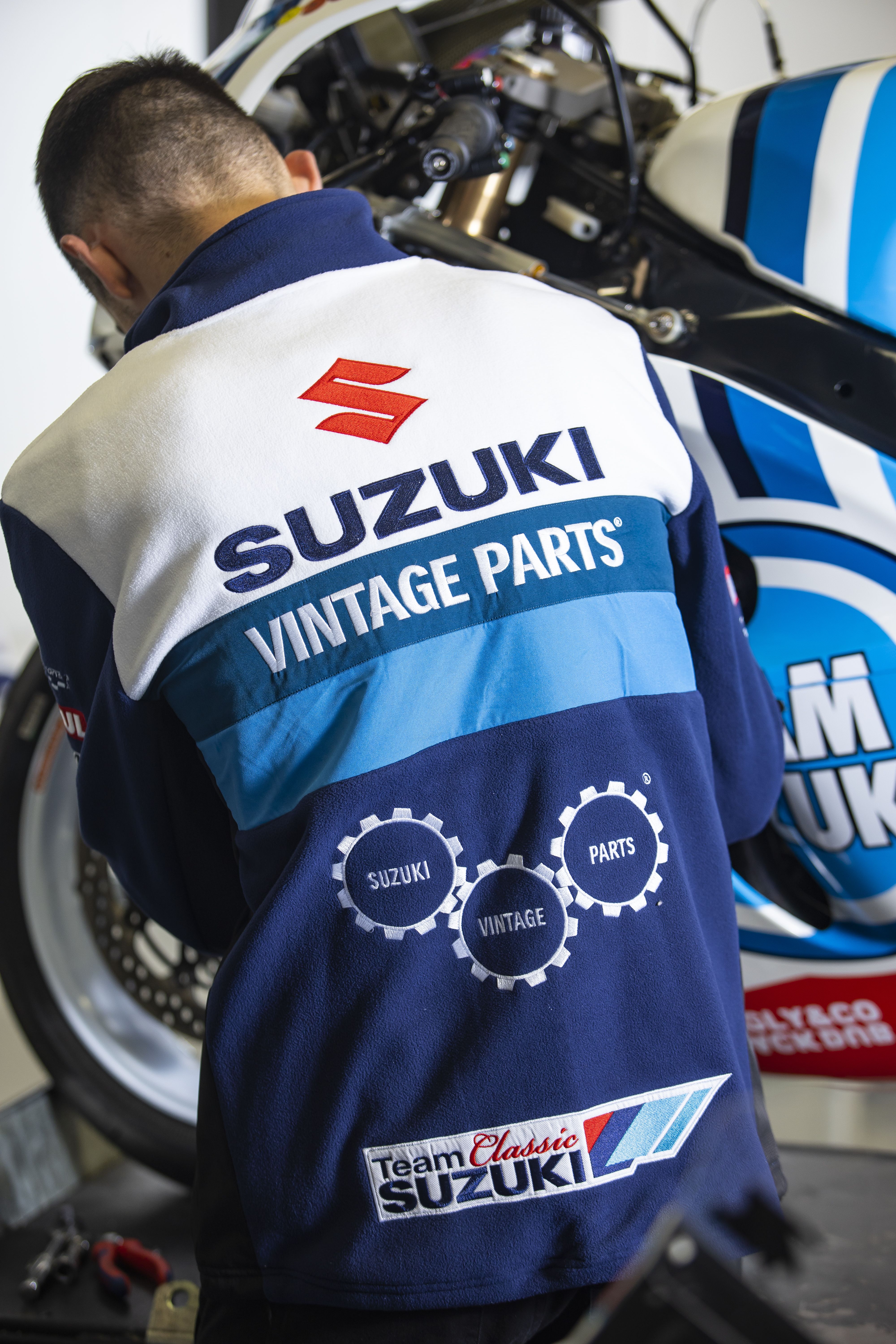 Suzuki Team Classic Fleece 2022 | Suzuki Merchandise and Apparel