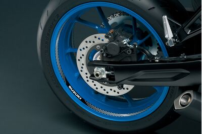 Suzuki GSX-8S Wheel Rim Decal - Black/White