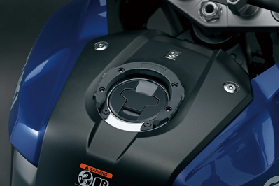 Suzuki V-Strom 1050/DE Small Tank Bag - Ring Fixation | Suzuki DL1050 DE V-Strom Accessories | Two Wheel Centre Mansfield Ltd | Free UK Delivery