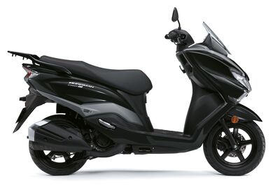 New Suzuki Burgman Street 125 EX - Glass Sparkle Black (YVB) | New Suzuki Scooters at Two Wheel Centre Mansfield Ltd, Notts, Midlands, UK
