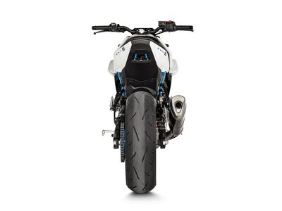 Akrapovic Carbon Silencer 2-1 Full Race System for Suzuki GSX-8S (2023 - Current)  | Akrapovic Motorcycle Exhausts | Two Wheel Centre Mansfield Ltd