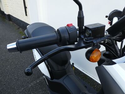 Peugeot E-Ludix Electric Scooter | Two Wheel Centre Mansfield Ltd