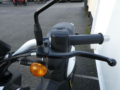 Peugeot E-Ludix Electric Scooter | Two Wheel Centre Mansfield Ltd