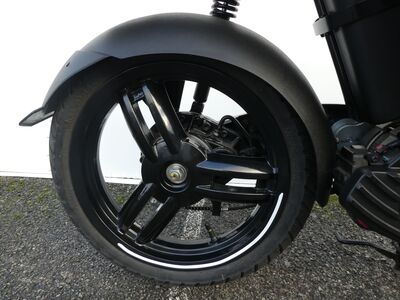 Peugeot E-Ludix Electric Scooter | Two Wheel Centre Mansfield Ltd