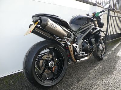 Triumph Speed Triple 1050 S ABS | Two Wheel Centre Mansfield Ltd