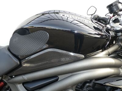 Triumph Speed Triple 1050 S ABS | Two Wheel Centre Mansfield Ltd