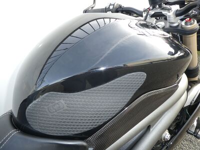 Triumph Speed Triple 1050 S ABS | Two Wheel Centre Mansfield Ltd