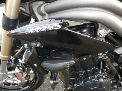 Triumph Speed Triple 1050 S ABS | Two Wheel Centre Mansfield Ltd