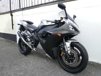 Yamaha YZF-R1 | Two Wheel Centre Mansfield Ltd