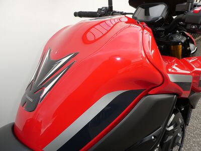 Kawasaki Z900 50th Anniversary ABS | Two Wheel Centre Mansfield Ltd