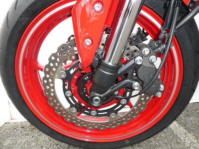 Kawasaki Z900 50th Anniversary ABS | Two Wheel Centre Mansfield Ltd