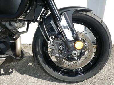 Suzuki DL1000 V-Strom XT ABS | Two Wheel Centre Mansfield Ltd