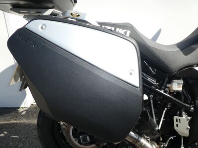 Suzuki DL1000 V-Strom XT ABS | Two Wheel Centre Mansfield Ltd