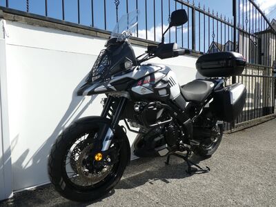 Suzuki DL1000 V-Strom XT ABS | Two Wheel Centre Mansfield Ltd
