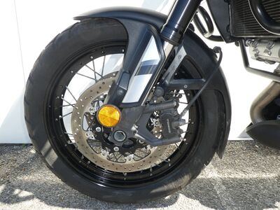 Suzuki DL1000 V-Strom XT ABS | Two Wheel Centre Mansfield Ltd