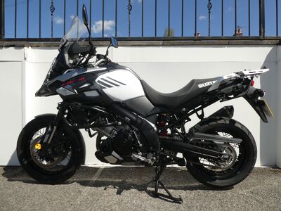 Suzuki DL1000 V-Strom XT ABS | Two Wheel Centre Mansfield Ltd