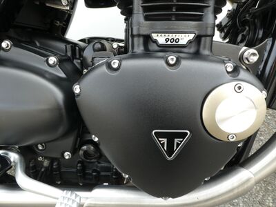Triumph Bonneville Street Cup | Two Wheel Centre Mansfield Ltd