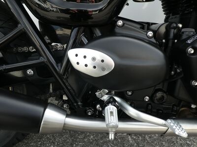 Triumph Bonneville Street Cup | Two Wheel Centre Mansfield Ltd