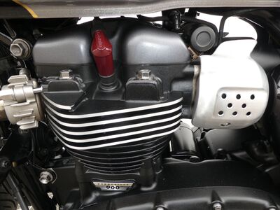 Triumph Bonneville Street Cup | Two Wheel Centre Mansfield Ltd