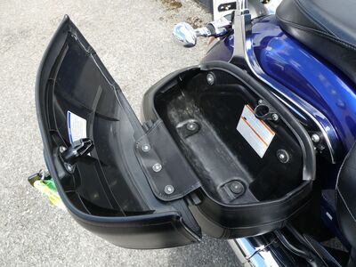 Yamaha XVS1300A Midnight Star | Two Wheel Centre Mansfield Ltd