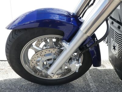 Yamaha XVS1300A Midnight Star | Two Wheel Centre Mansfield Ltd