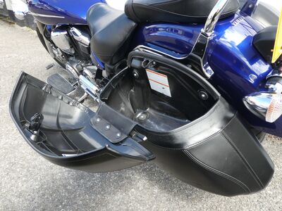 Yamaha XVS1300A Midnight Star | Two Wheel Centre Mansfield Ltd