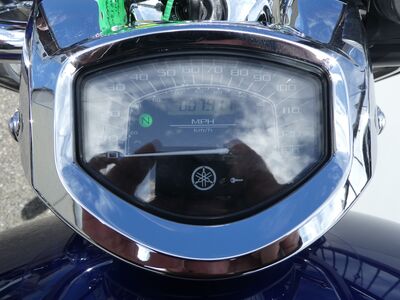 Yamaha XVS1300A Midnight Star | Two Wheel Centre Mansfield Ltd