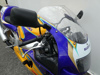 Suzuki GSX-R600 | Two Wheel Centre Mansfield Ltd