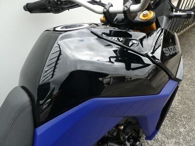 Suzuki DL800DE V-Strom ABS | Two Wheel Centre Mansfield Ltd