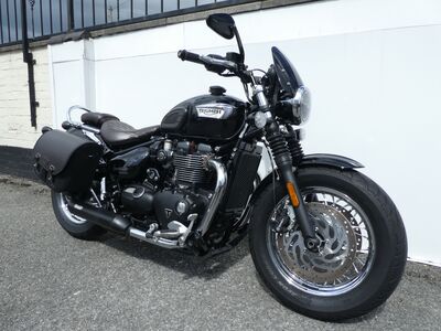 Triumph Bonneville Speedmaster 1200cc | Two Wheel Centre Mansfield Ltd