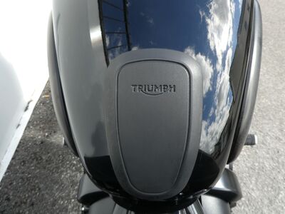 Triumph Bonneville Speedmaster 1200cc | Two Wheel Centre Mansfield Ltd