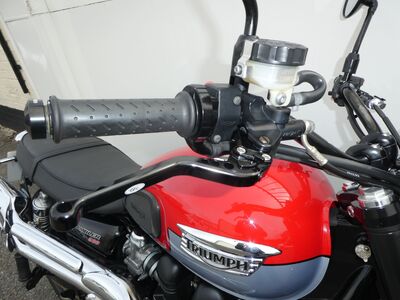 Triumph Scrambler 900 ABS | Two Wheel Centre Mansfield Ltd