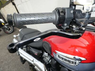 Triumph Scrambler 900 ABS | Two Wheel Centre Mansfield Ltd