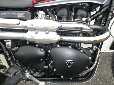 Triumph Scrambler 900 ABS | Two Wheel Centre Mansfield Ltd
