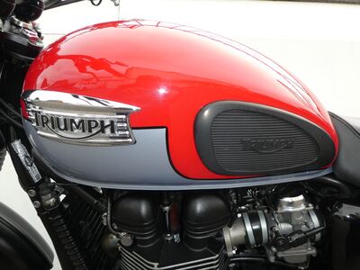 Triumph Scrambler 900 ABS | Two Wheel Centre Mansfield Ltd