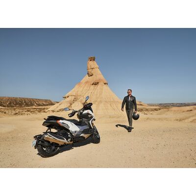 Peugeot XP400 GT - Sharp White | Peugeot Scooters Dealer | Two Wheel Centre Mansfield Ltd