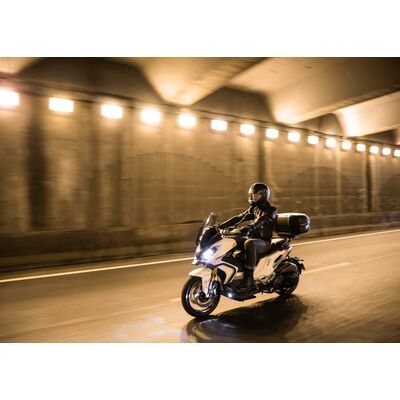 Peugeot XP400 GT - Sharp White | Peugeot Scooters Dealer | Two Wheel Centre Mansfield Ltd