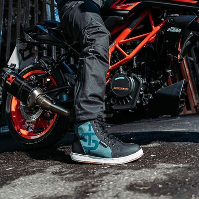 Spada Strider Pro CE Waterproof Motorcycle Trainers - Coral Blue | Free UK Delivery from Two Wheel Centre Mansfield Ltd